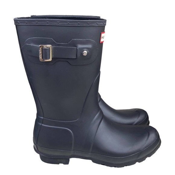 Hunter Shoes - Hunter Women’s Original Black Matte Mid Snow Rain Boot Size US 9